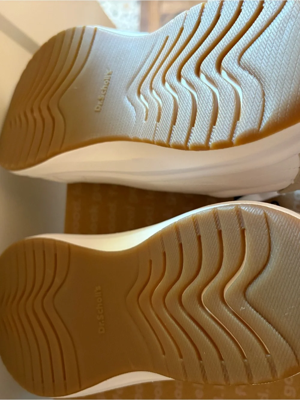 Dr. Scholl’s White Leather Sneaker